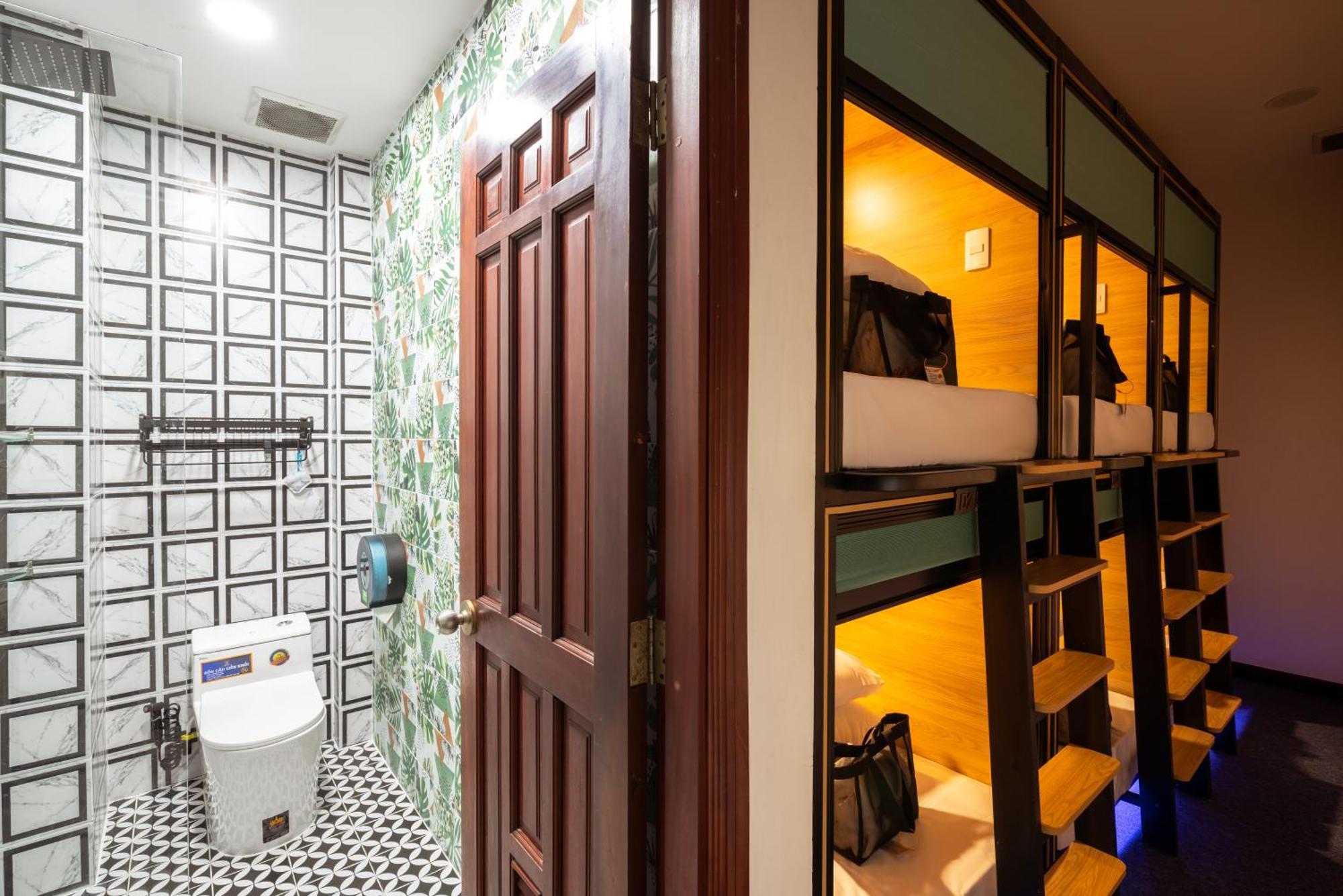 Khách sạn hẻo lánh Amango Le Thi Rieng